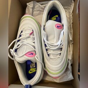 W AIR MAX 97 size 9